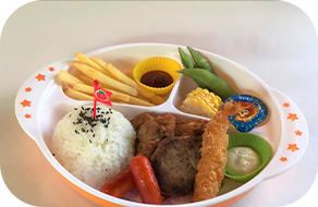 お子様ランチの画像